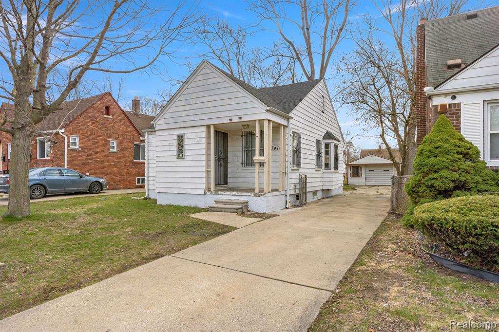 Additional view of 7416 Heyden Street
